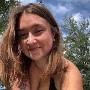 Meet your Posher, Maris